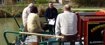 Narrowboat instruction Narrowboat instruction